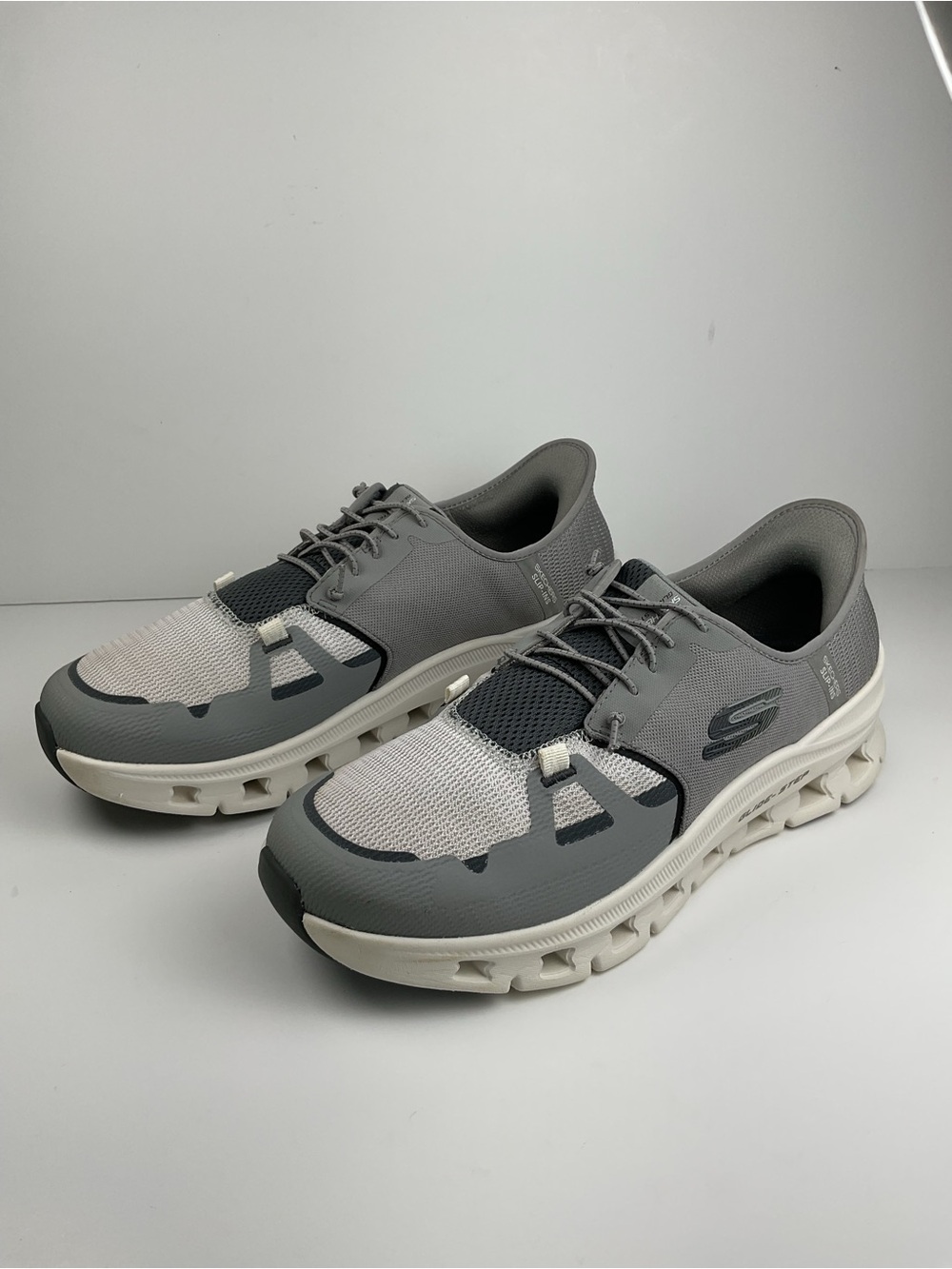 Skechers Slip-Ins Men’s Size 10.5 Gray Hands Free Comfort Walking Shoes - Picture 2 of 11